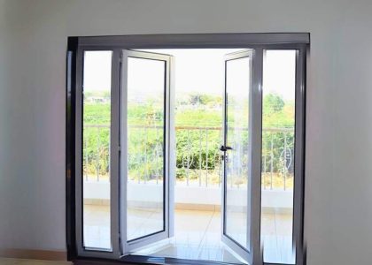 Pintu UPVC Swing Di Tangerang