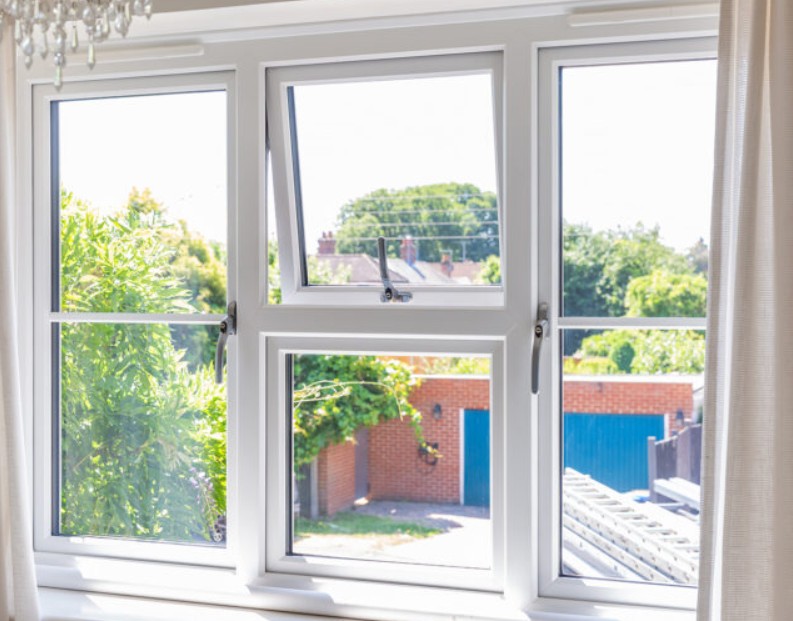 Jendela UPVC Custom Di Subang