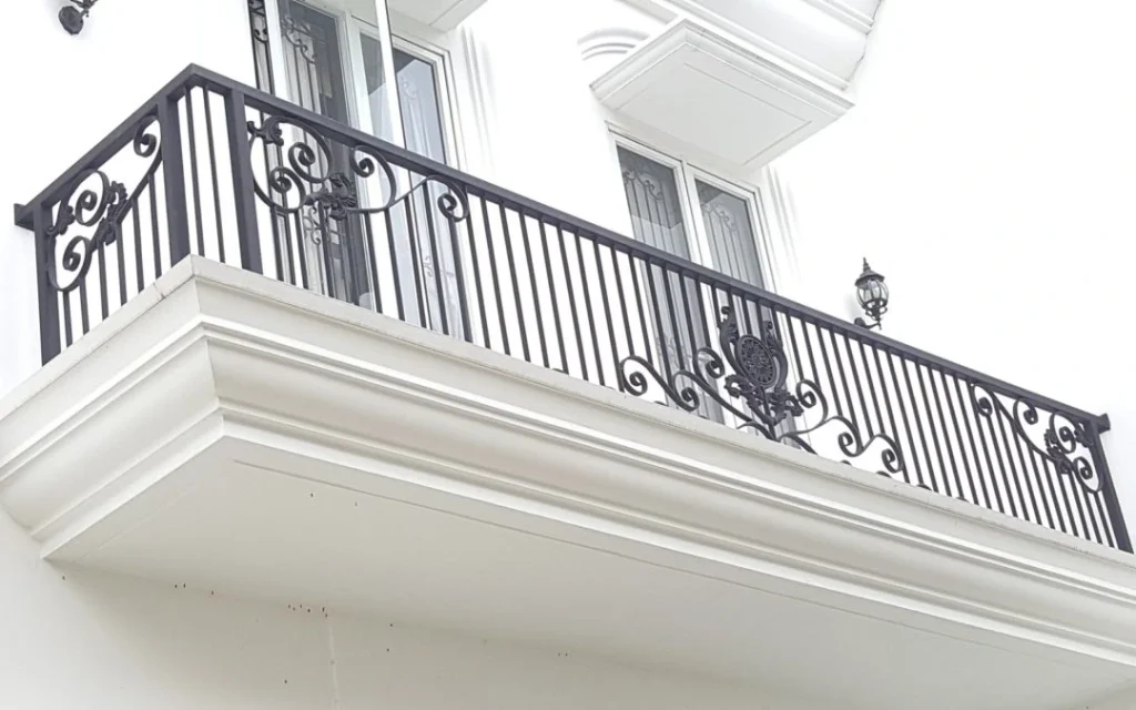 Pasang Railing Balkon Minimalis di Tangerang