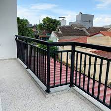 Pasang Railing Balkon Minimalis di Bekasi