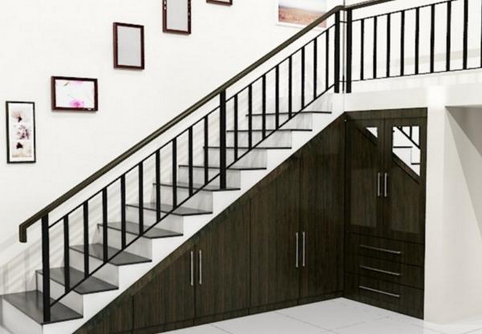 Pasang Railing Tangga Besi di Bekasi